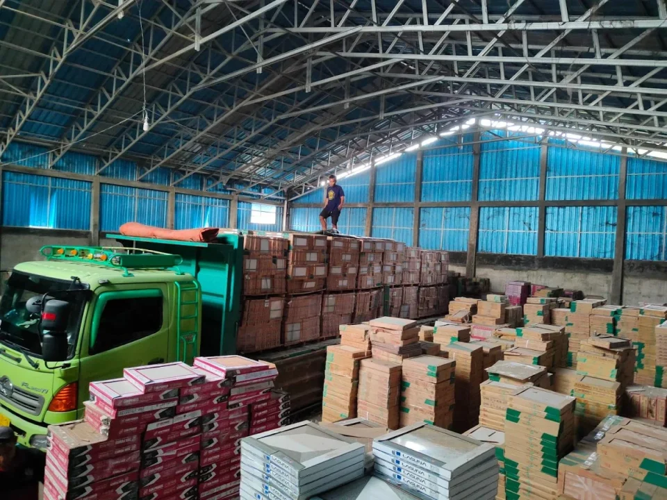Toko Bangunan Terdekat di Jember