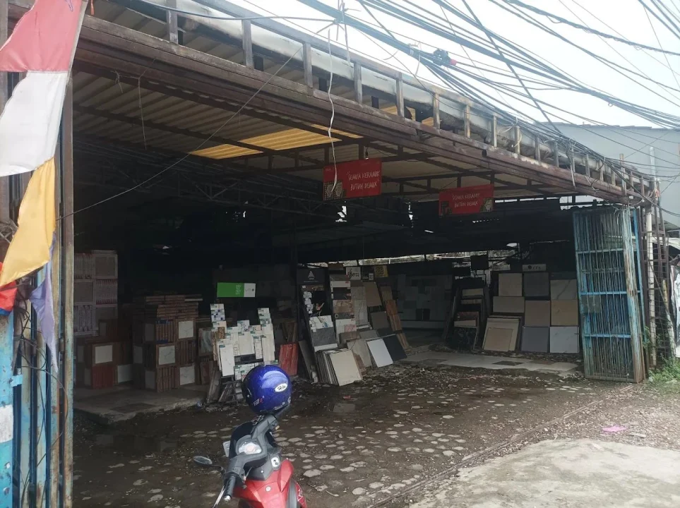 Toko Keramik Terdekat dari Metland Puri dari Tempat Saya