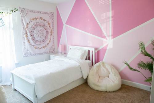 Cat Pola Geometris Biar Nggak Polos