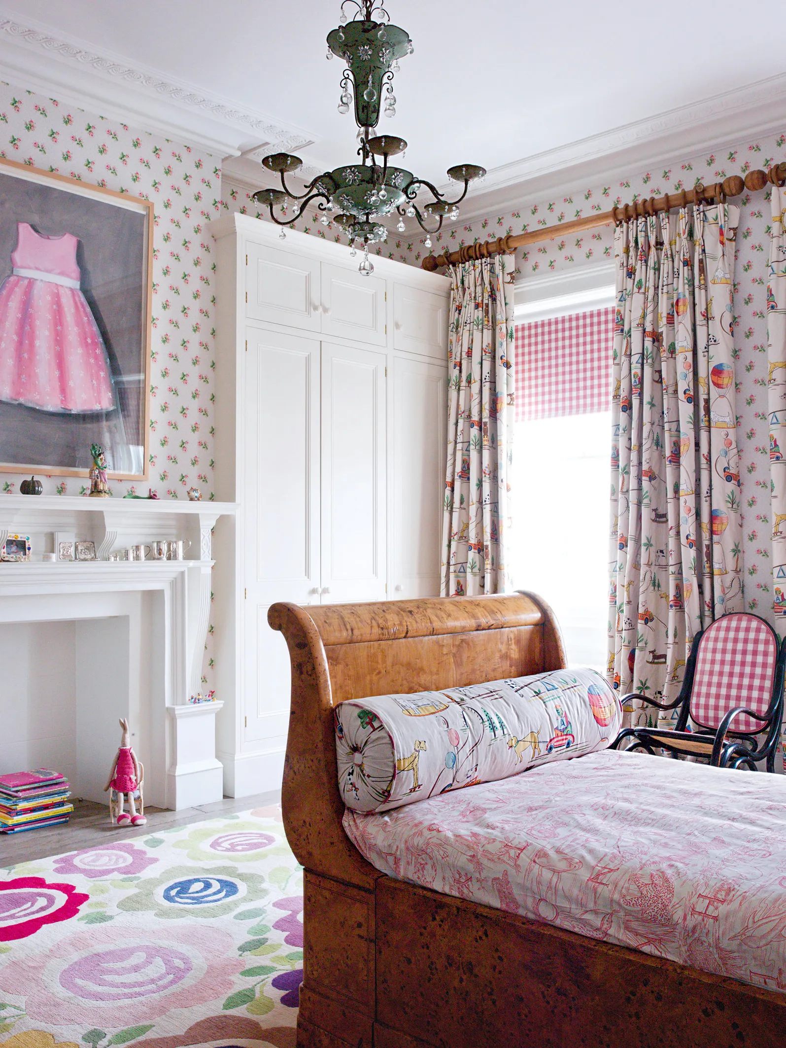 22 Desain Kamar Untuk Anak Perempuan yang Cantik 5 Elemen Antik dengan Sentuhan Modern