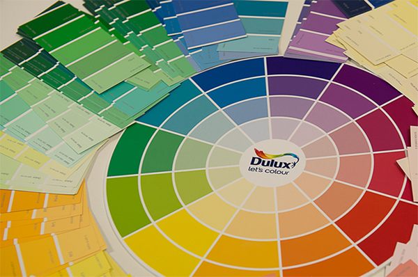 Harga Cat Dulux Terbaru 2025: 7 Varian & Kelebihannya 2 Keunggulan Cat Dulux