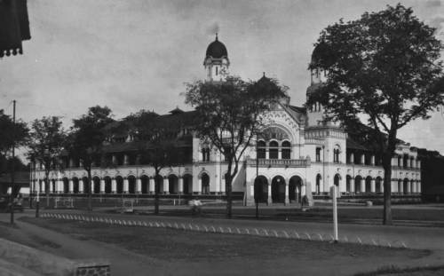 Lawang Sewu, bangunan mistis yang bersejarah di Indonesia