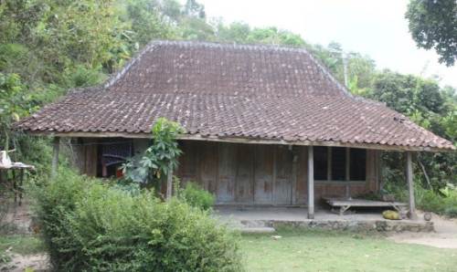 Rumah Adat Jawa Tengah Limasan