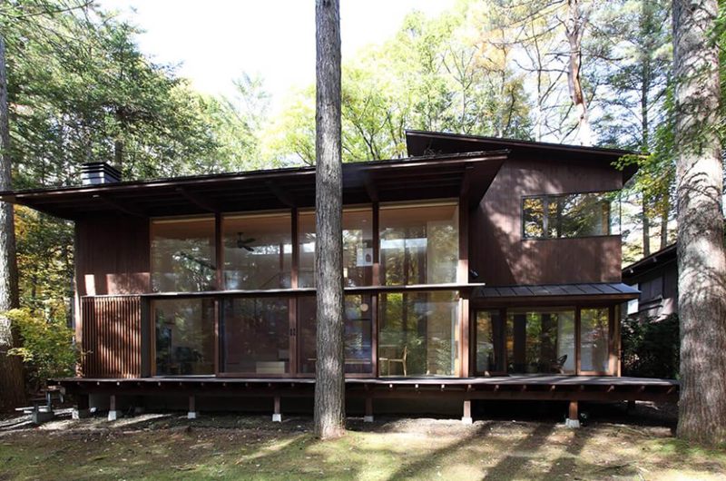 Rumah Kayu Jepang dengan Sentuhan Natural