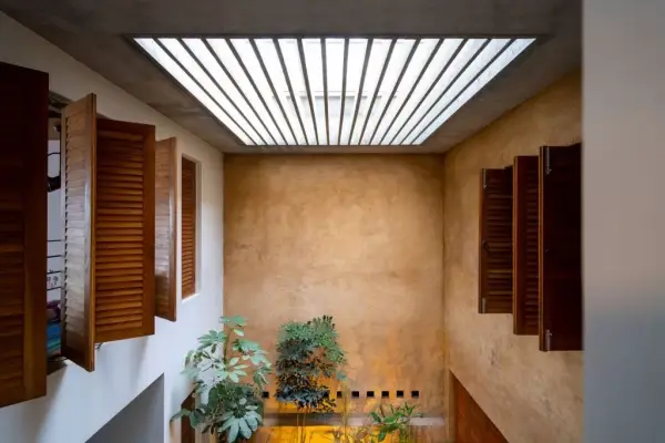 Ventilasi Jalusi Kayu