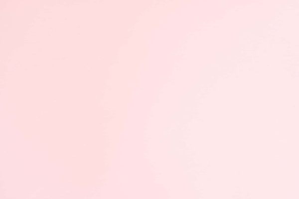 20 Wallpaper Ruang Makan Impian yang Bikin Suasana Makan Makin Nyaman! 21 Wallpaper ruang makan pink