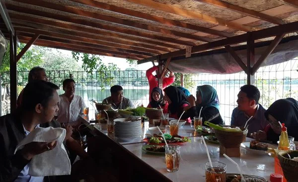 Warung Ibu Hj. Kokom